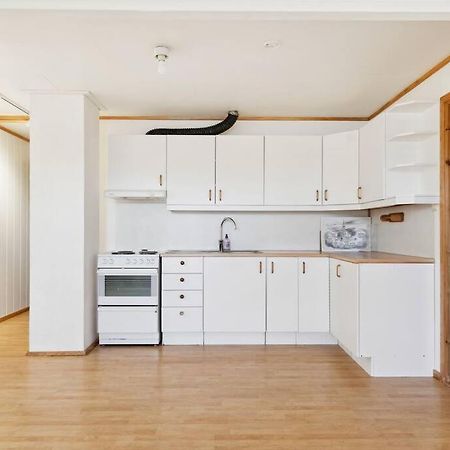 60 Sqm Apartment A - Free Parking! Tromsø Kültér fotó